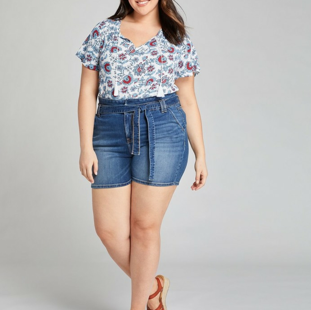 NWOT! Lane Bryant Jean Shorts Size 24